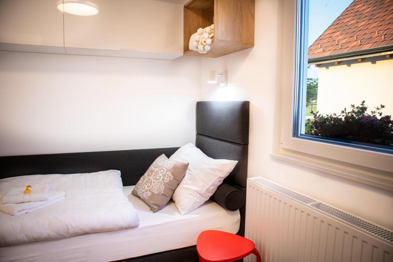 Halászi Ugo Apartman מראה חיצוני תמונה