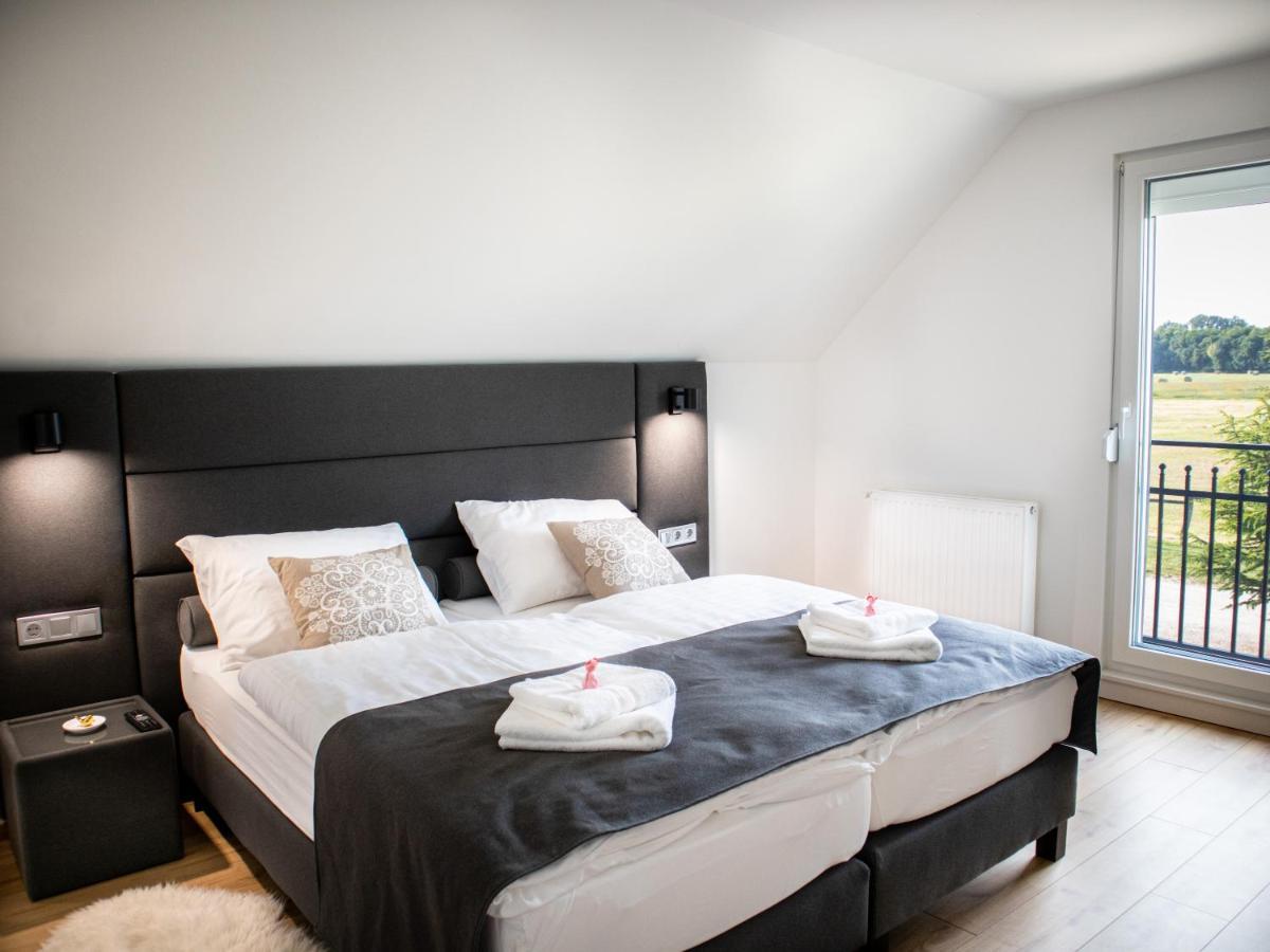 Halászi Ugo Apartman מראה חיצוני תמונה