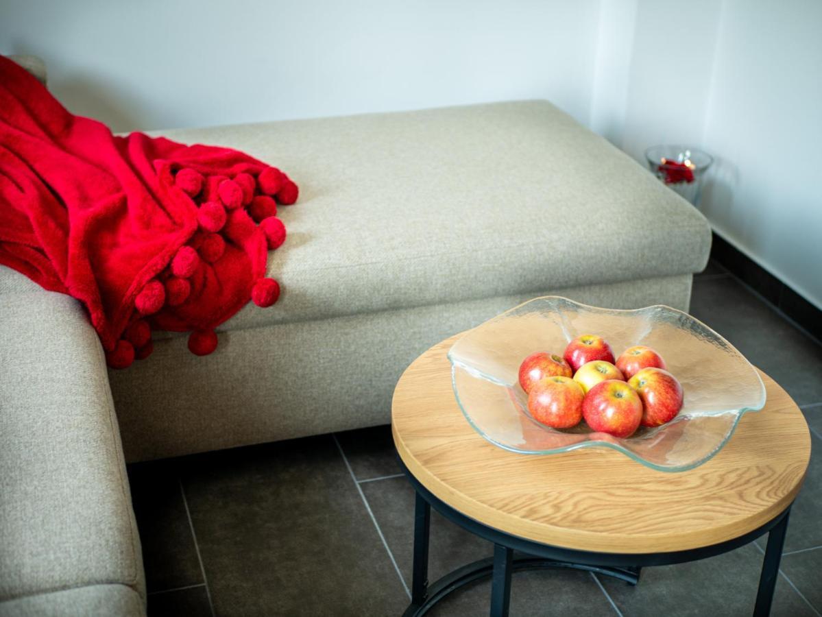 Halászi Ugo Apartman מראה חיצוני תמונה